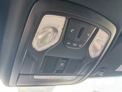 2022 RAM 2500 Tradesman Crew Cab 4x4 8' Box