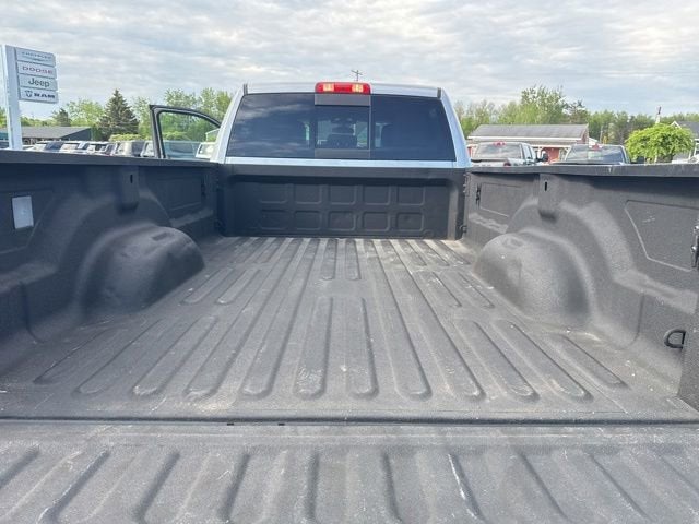 2022 RAM 2500 Tradesman Crew Cab 4x4 8' Box