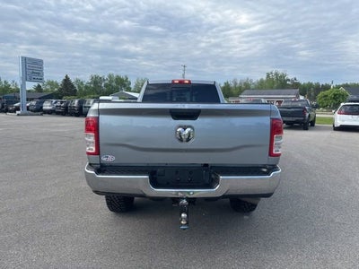 2022 RAM 2500 Tradesman Crew Cab 4x4 8' Box