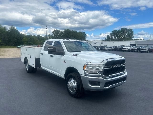 2024 RAM 3500 Chassis Cab Tradesman