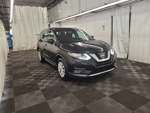 2017 Nissan ROGUE SV/S Base