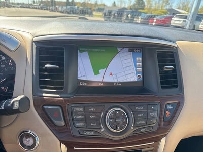 2017 Nissan Pathfinder Platinum