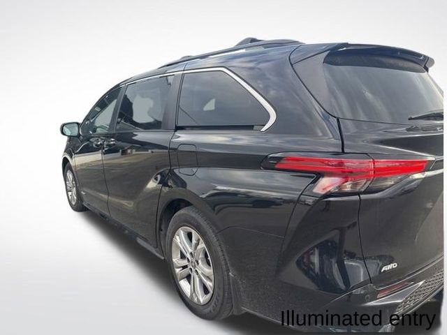 2021 Toyota Sienna XLE