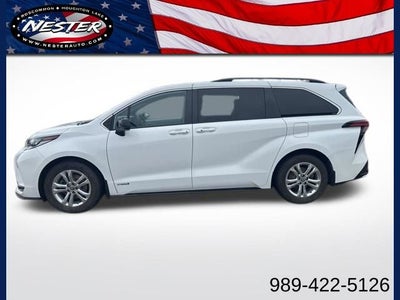 2021 Toyota Sienna XLE