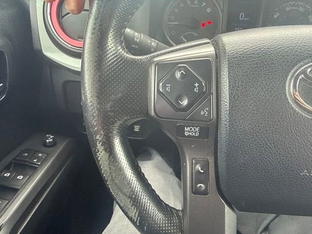 2016 Toyota Tacoma SR
