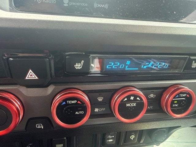 2016 Toyota Tacoma SR