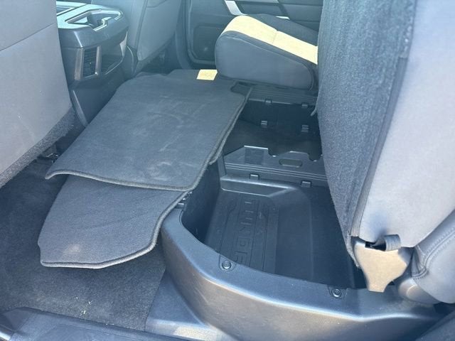 2022 Toyota Tundra 4WD SR5