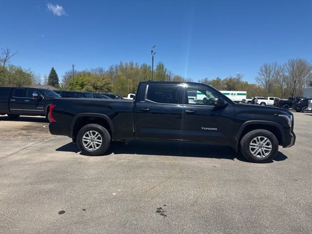 2022 Toyota Tundra 4WD SR5
