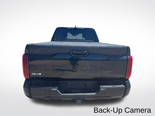 2022 Toyota Tundra 4WD SR5