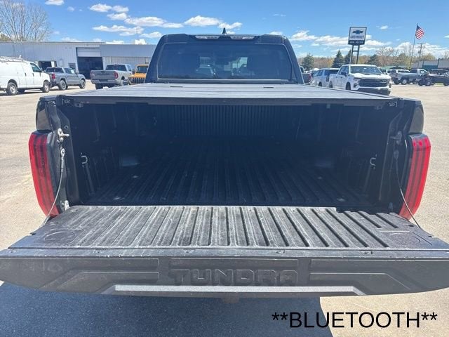 2022 Toyota Tundra 4WD SR5