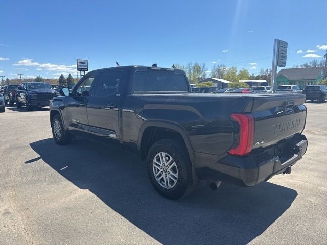 2022 Toyota Tundra 4WD SR5